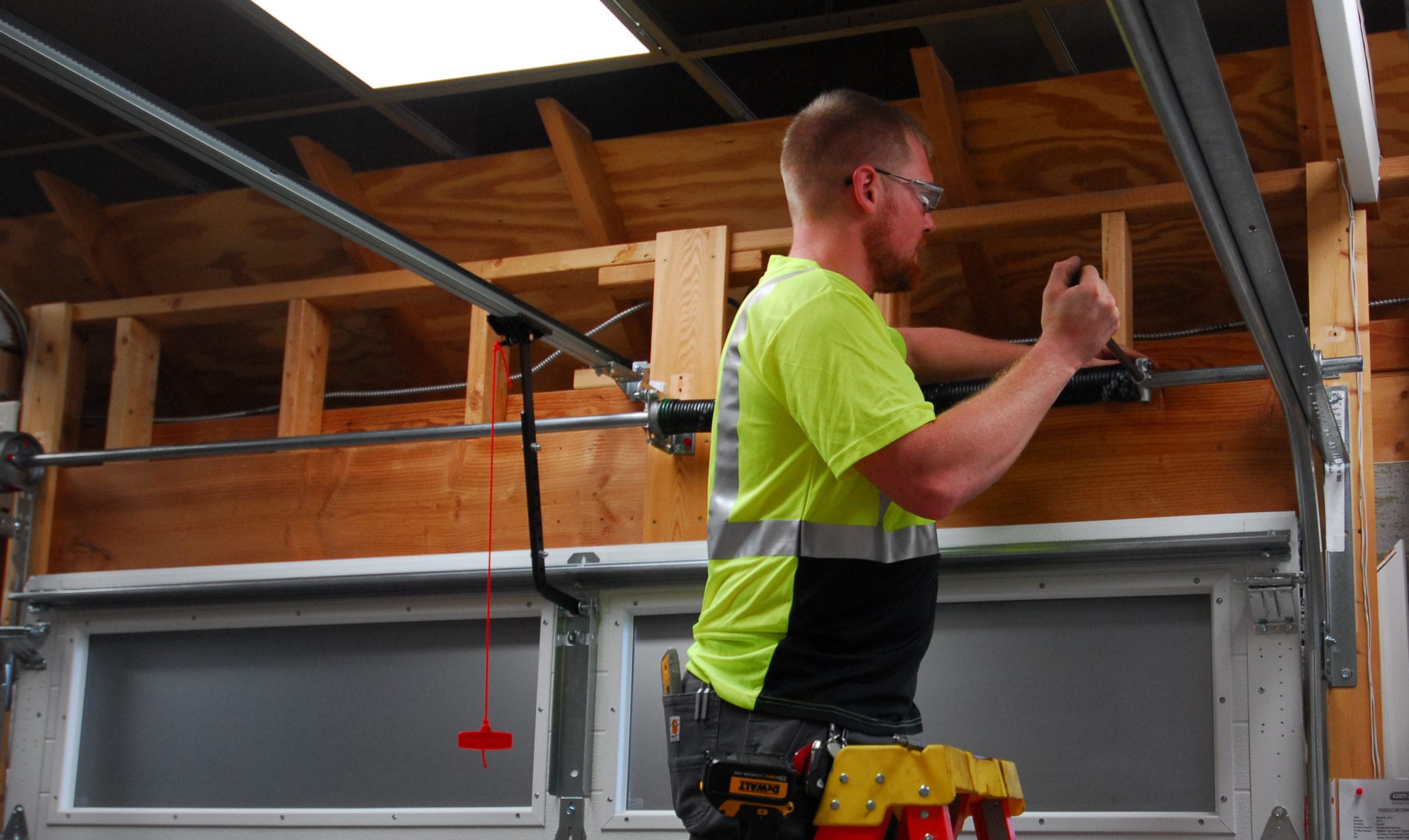 Residential Garage Door Annual Tune Up Service Waukesha, Milwaukee WI